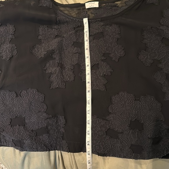 Aritzia Sheer black crop top with flowers - Picture 4 of 4